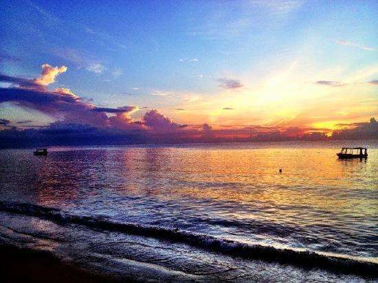 Kenya Bay Beach Hotel - Image 2