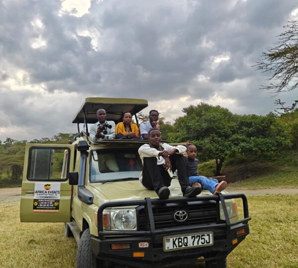Group tours Kenya safari Land Cruiser